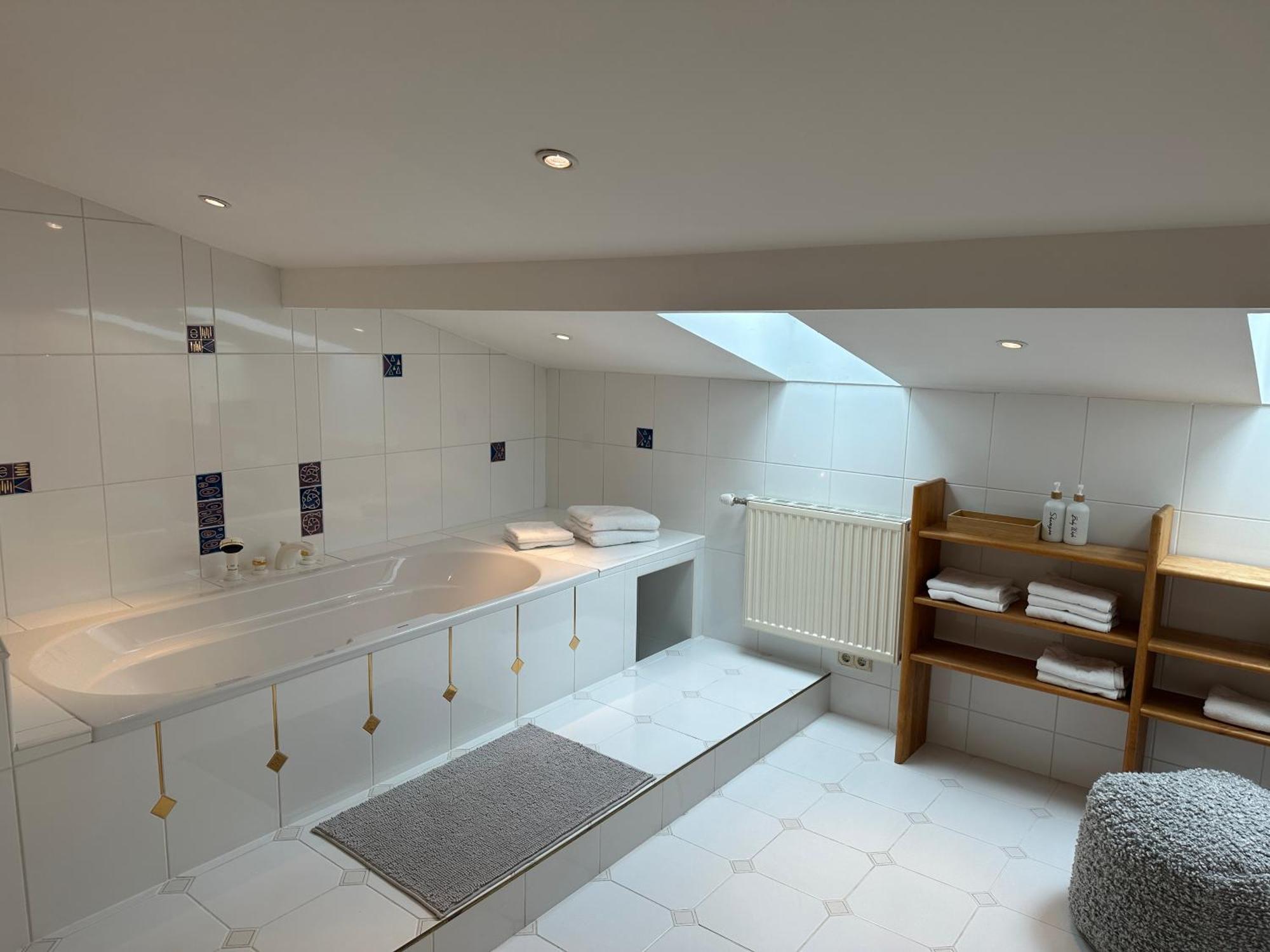 17Er Apartment Mit Sauna Und Privater Garage มอนด์ซี ภายนอก รูปภาพ